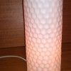 Honeycomb bordlampe